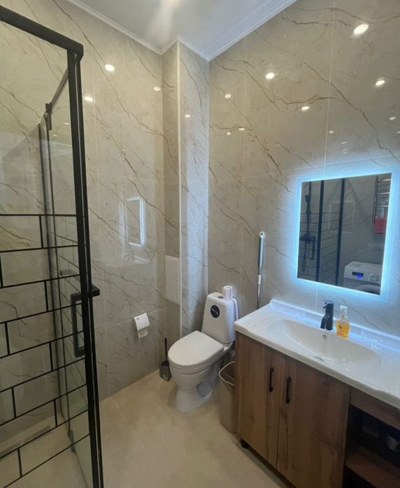 2 ком Новострой, Военная Академия, все есть. 150+