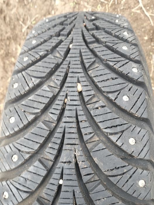 Продам шины 185/65/15