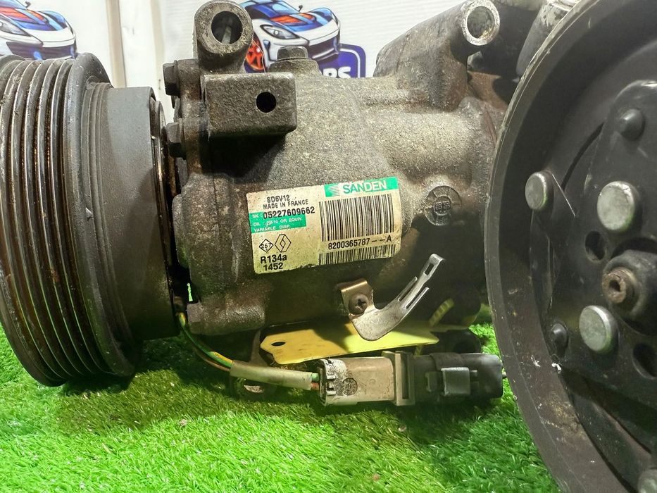 COMPRESOR AC ( 7 BUC.) RENAULT MEGANE / KANGOO / CLIO / LAGUNA / MERCEDES BENZ / NISSAN COD OEM 8200365787 8200953359 770027380