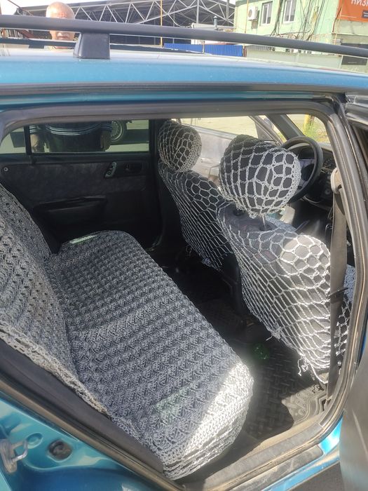 Автомобиль Тайотта Карина Е