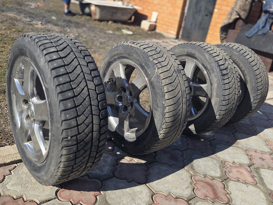 Диски с шинами продам