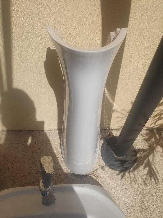 Pachet cada , chiuveta , vas WC cu rezervor