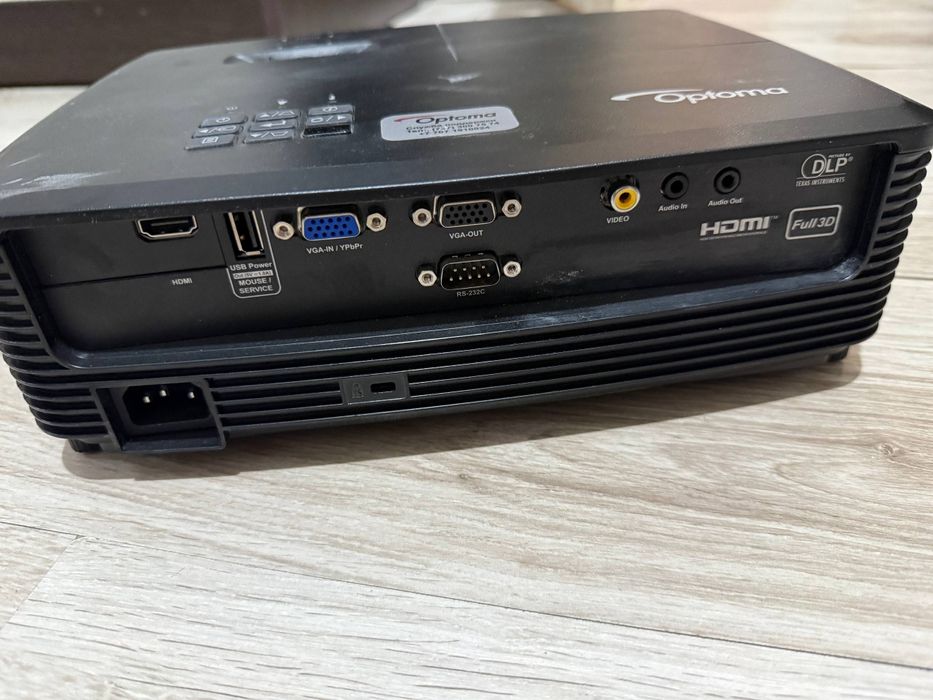 Продам 2 проектора