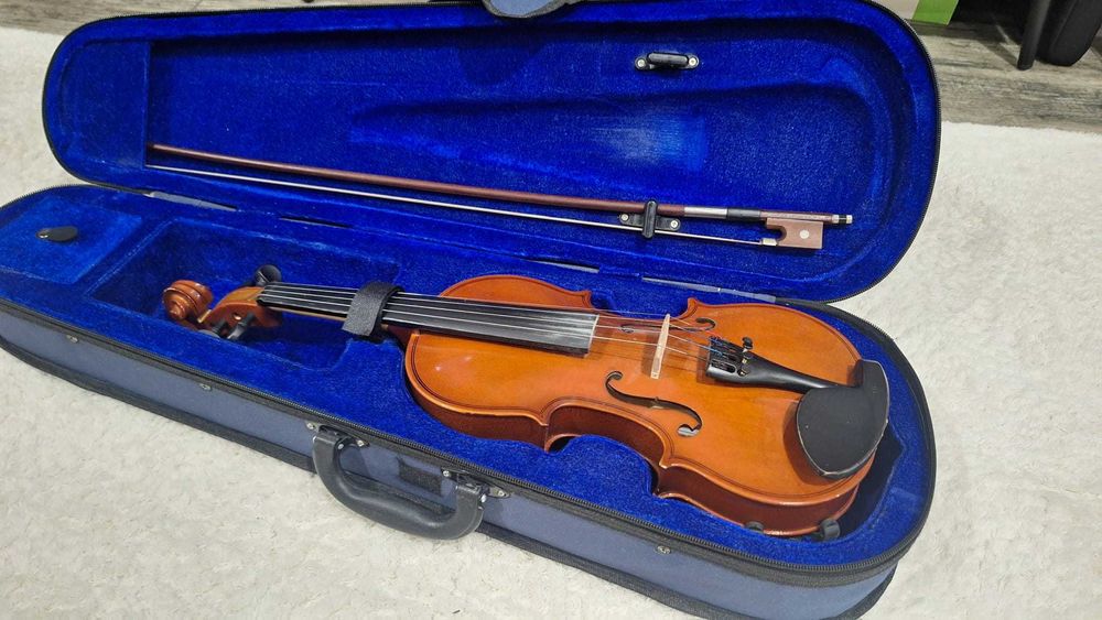 Vioară copii 1/2 – stare bună, ideală pentru începători