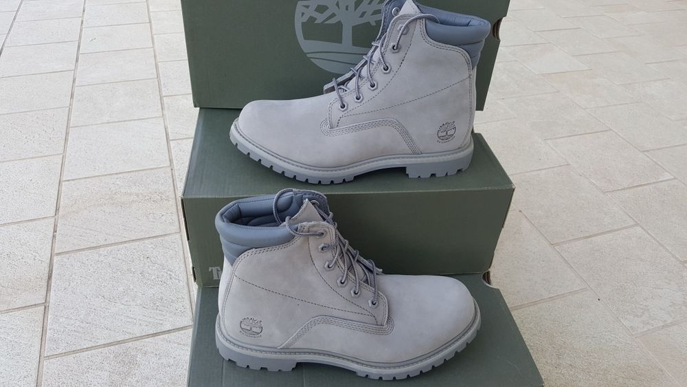 Bocanci Timberland Waterville 6In Basic Stee
Cod produs: A1HMA