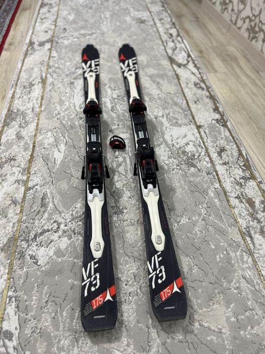 Продам лыжи Atomic