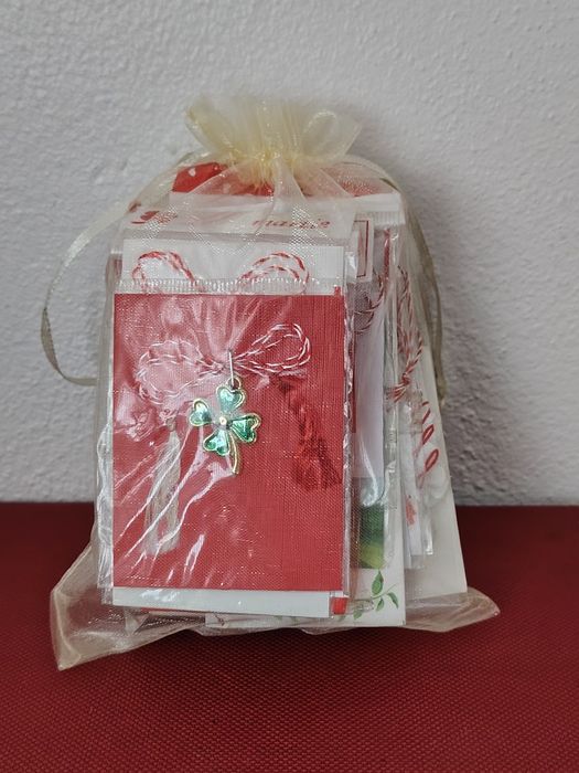 15 buc mărțișoare