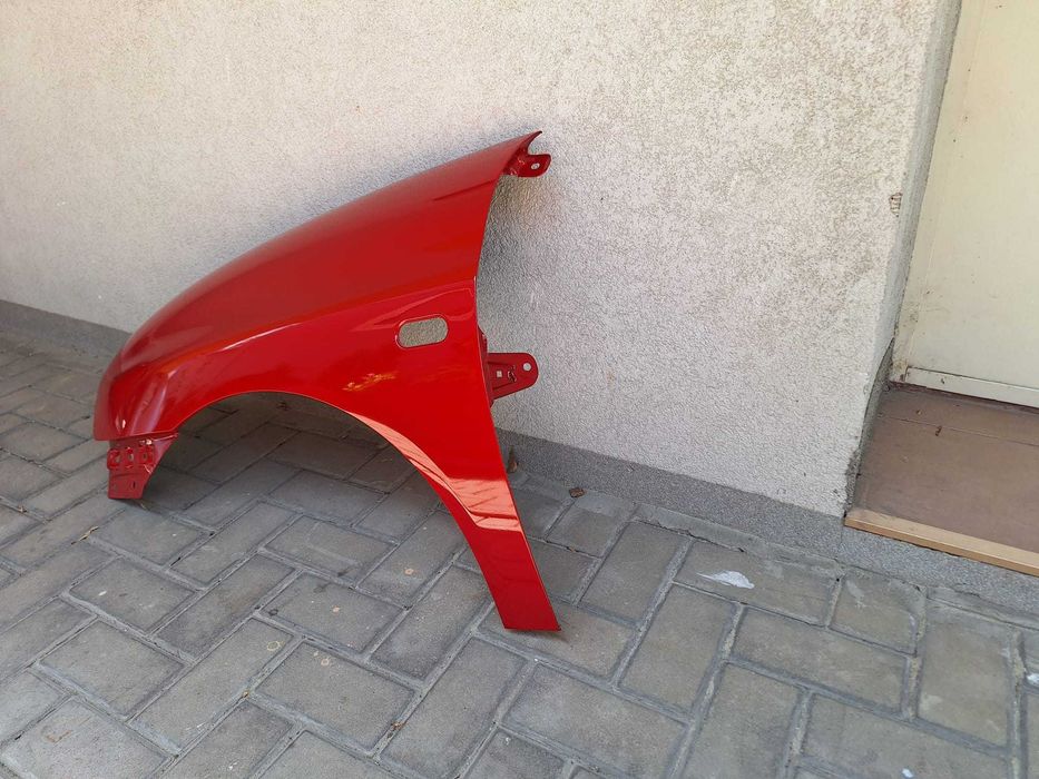 Aripa Fata Stanga Seat Ibiza 2002-2008 Vopsita Rosu