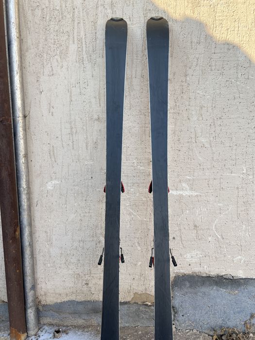 Продам лыжи Salomon