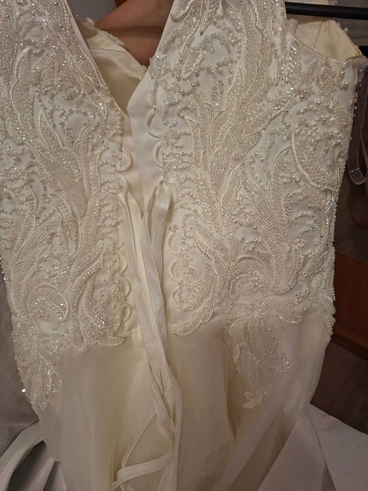 Булченска рокля, роклята е курсет носена е веднъж за няколко.Размер 48