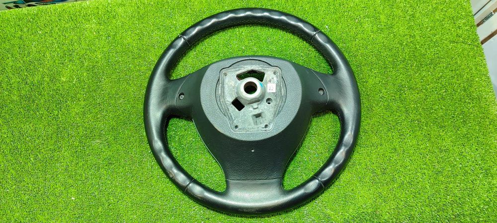 VOLAN PIELE CU COMENZI BMW SERIA 5 F10 / F11 2010–2013 / COD OEM 32336790886 (4C2)