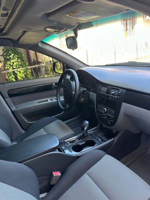 Jentra qora 10900$ kraska toza