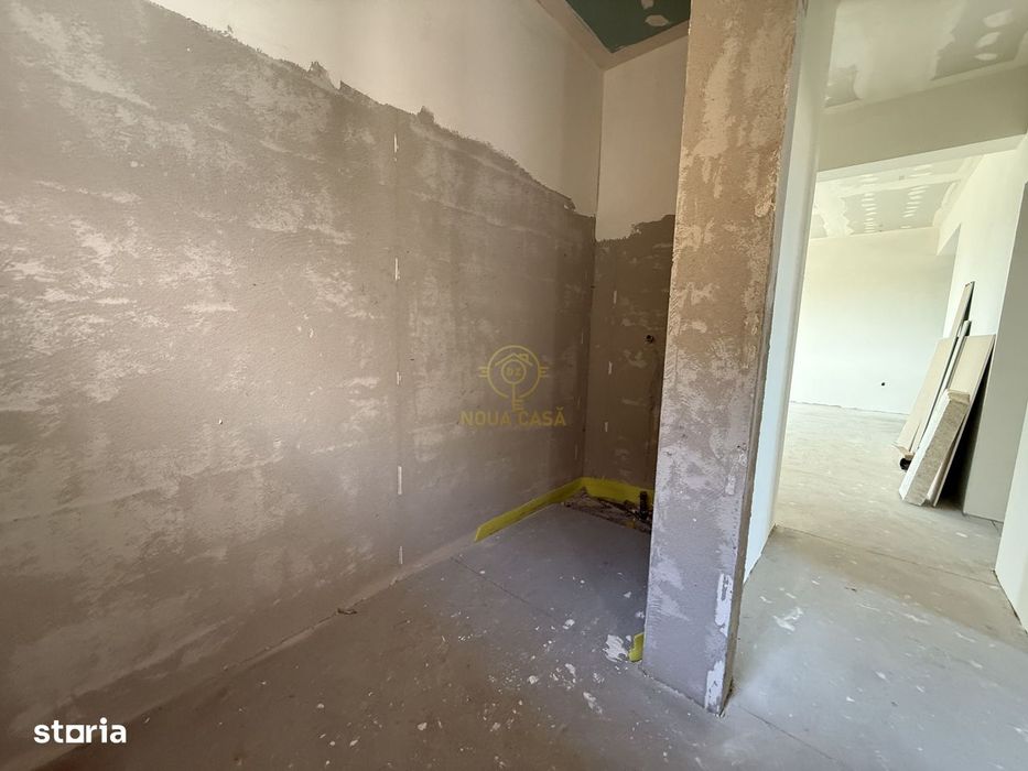 De Vanzare Casa 3 Dormitoare/Garaj/Terasa cu Teren Generos de  650MP