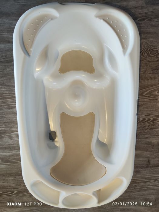 Cadita de baie pentru bebelusi