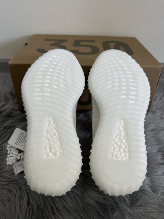 Adidas yeezy boost 350 V2 cream white