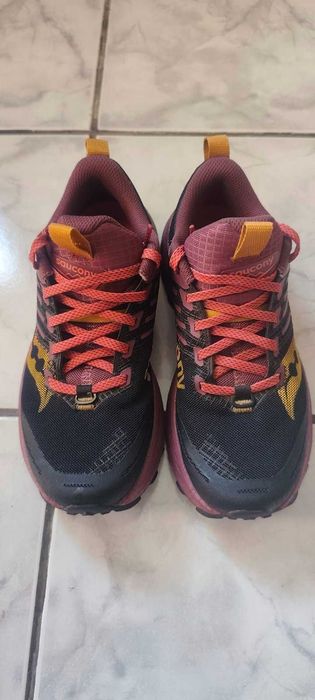 Дамски маратонки за планинско бягане Saucony Ride Trail 2 размер 38