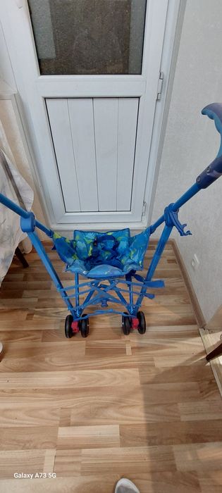 Детская коляска.