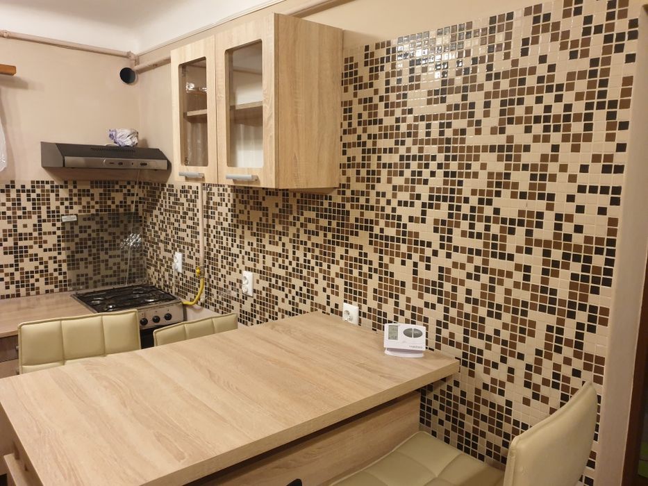 Apartament cu 3 canare + anexe