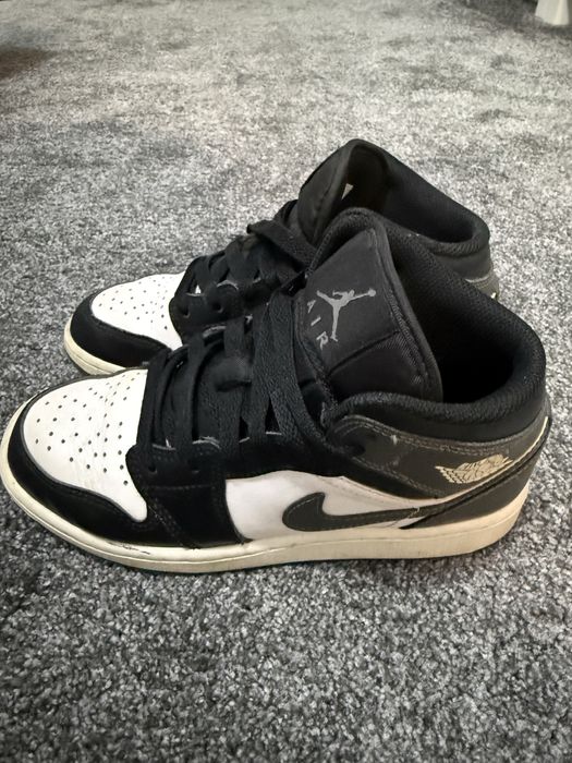Adidasi Jordan Mid 35,5
