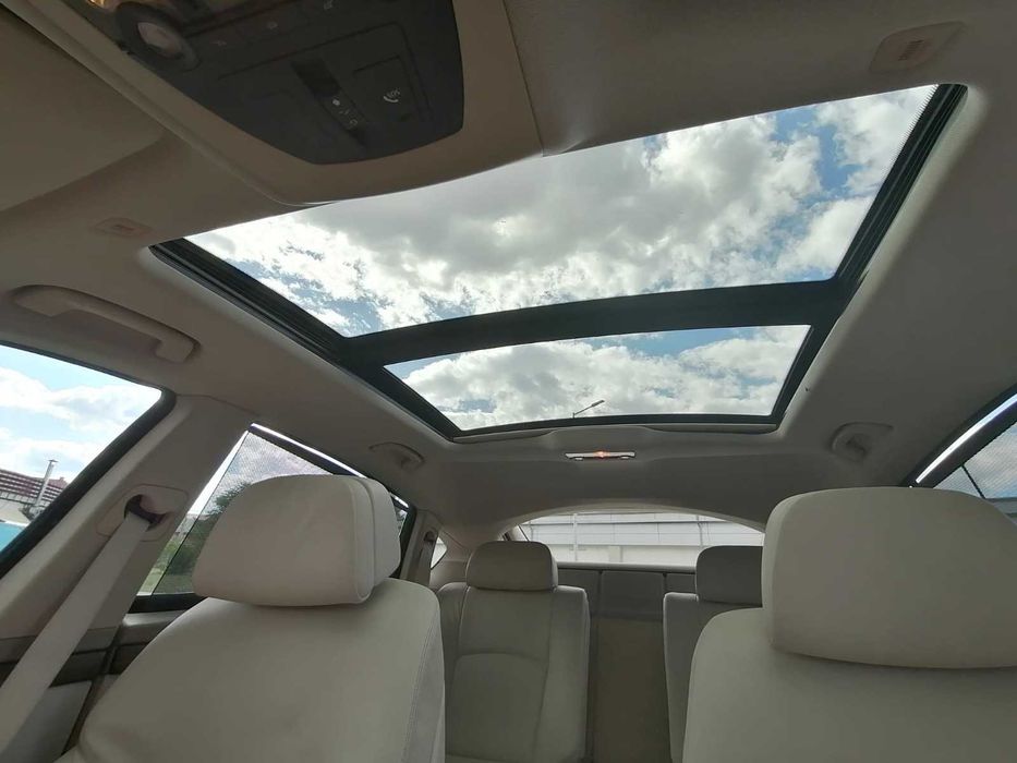 BMW 5 Series 2010 — imagine 4