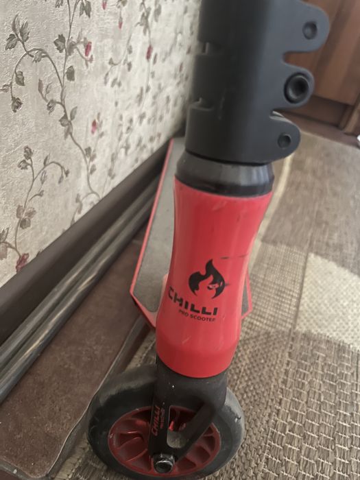 Трюковой самокат Chili