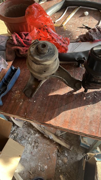 Опора двигателя Камри 45