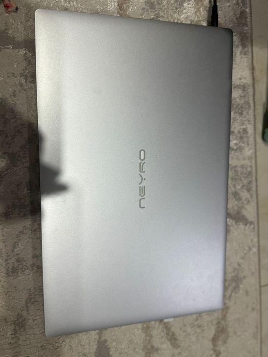 ноутбук новый neyro