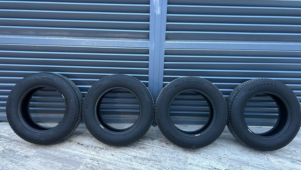 Anvelope Firestone all season 215/65 R16 aproape noi