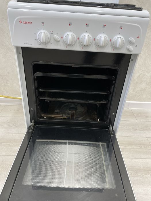 Продам газовую плиту (б/у)