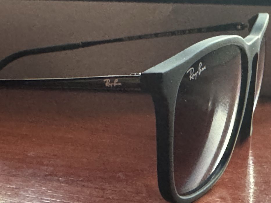 Ochelari de soare Ray-Ban Chris RB4187 Unisex