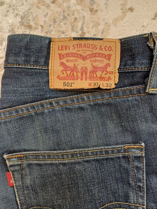 Oригинальные джинсы Levi's 501