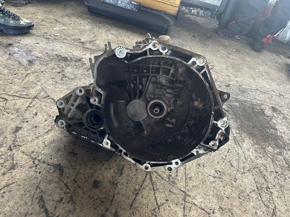 Кутия ръчна F17 за Опел Зафира 1.8i - Z18XER,A18XER