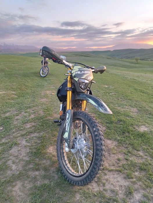 Продам эндуро 250