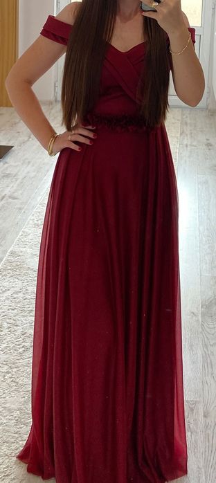 Червена рокля 96