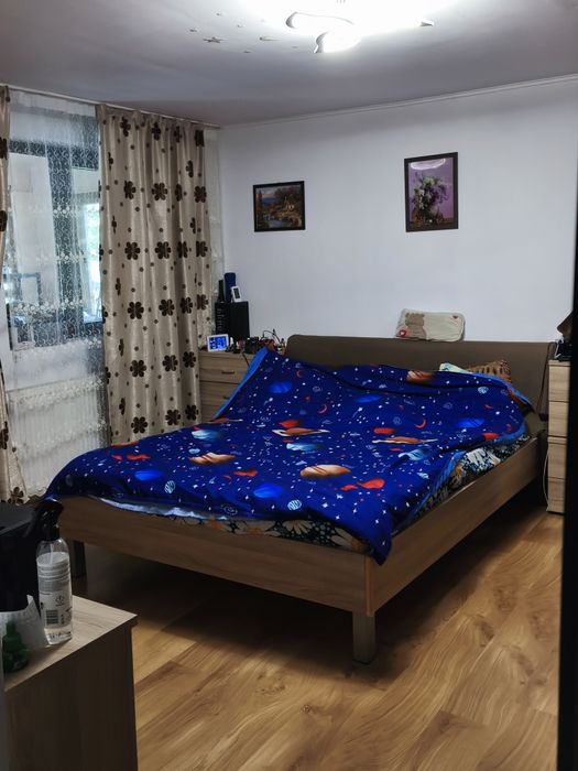 Casa de vânzare utilată și mobilată,