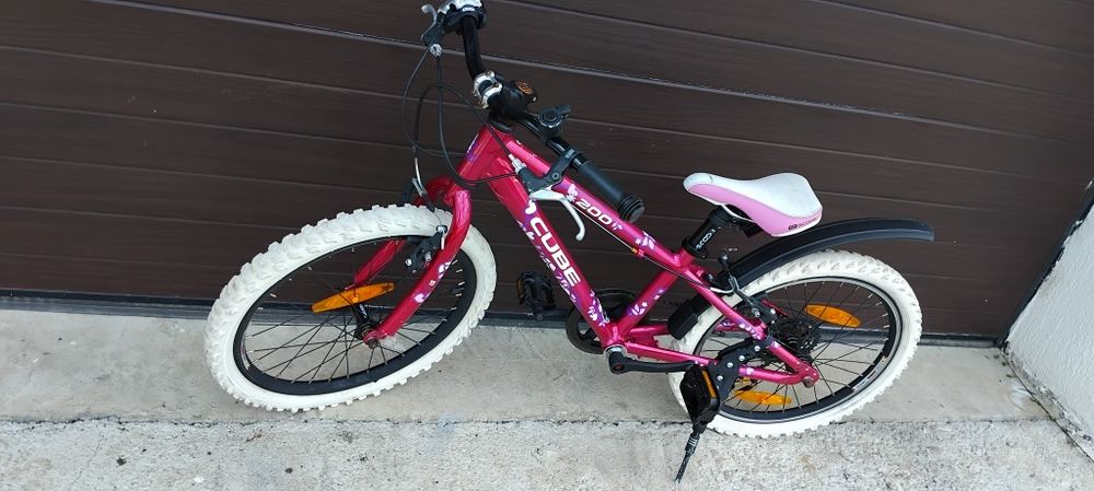 Bicicleta Cube 20" aluminiu copii