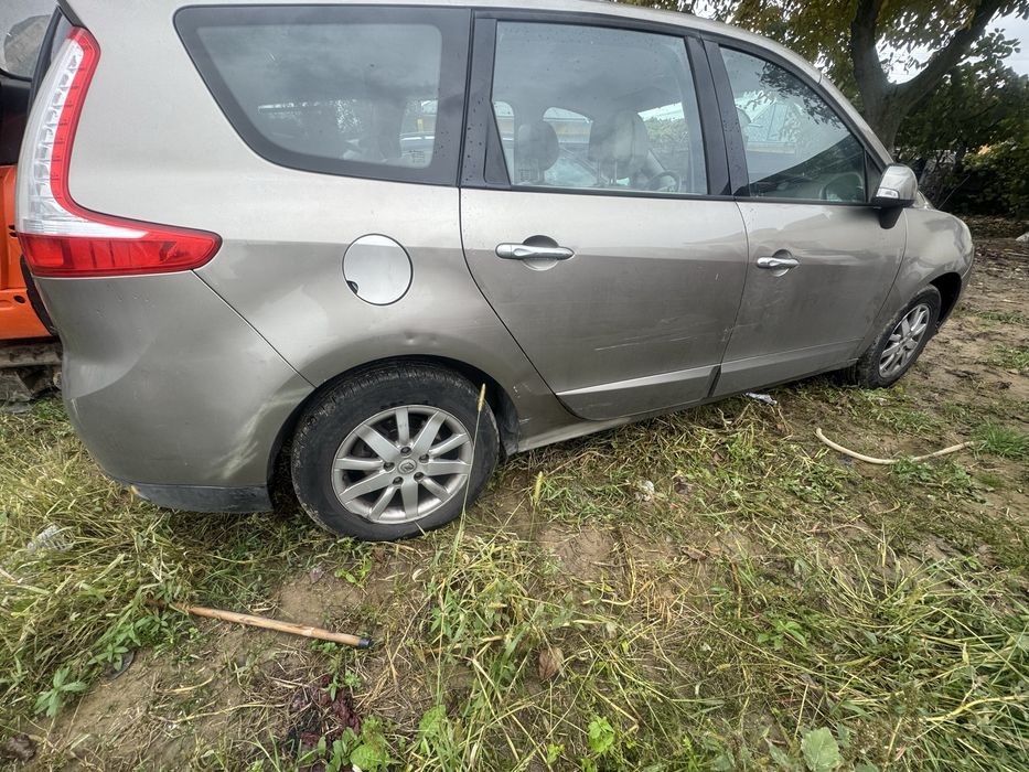 Fata completa renault grand scenic 3  motor m4r  interior scenic 3