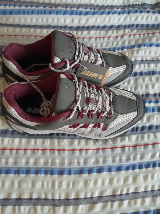 Нови дамски маратонки