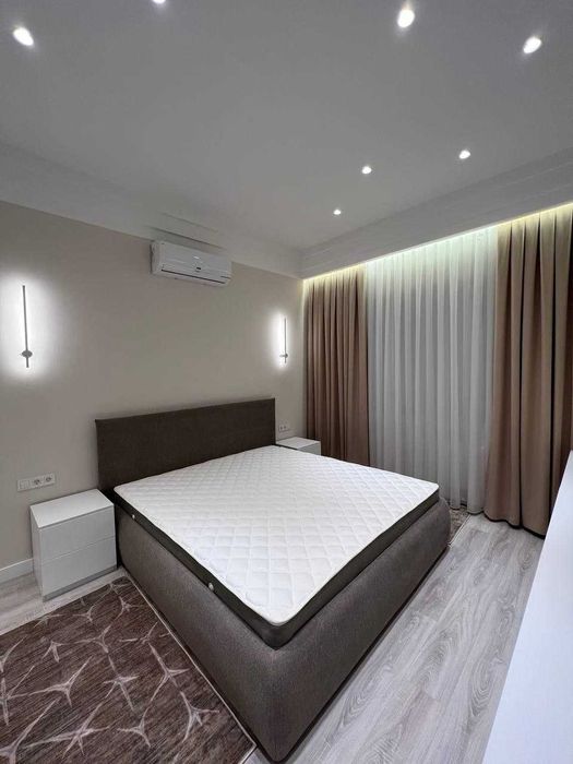 Polsha qizlari yalangoch