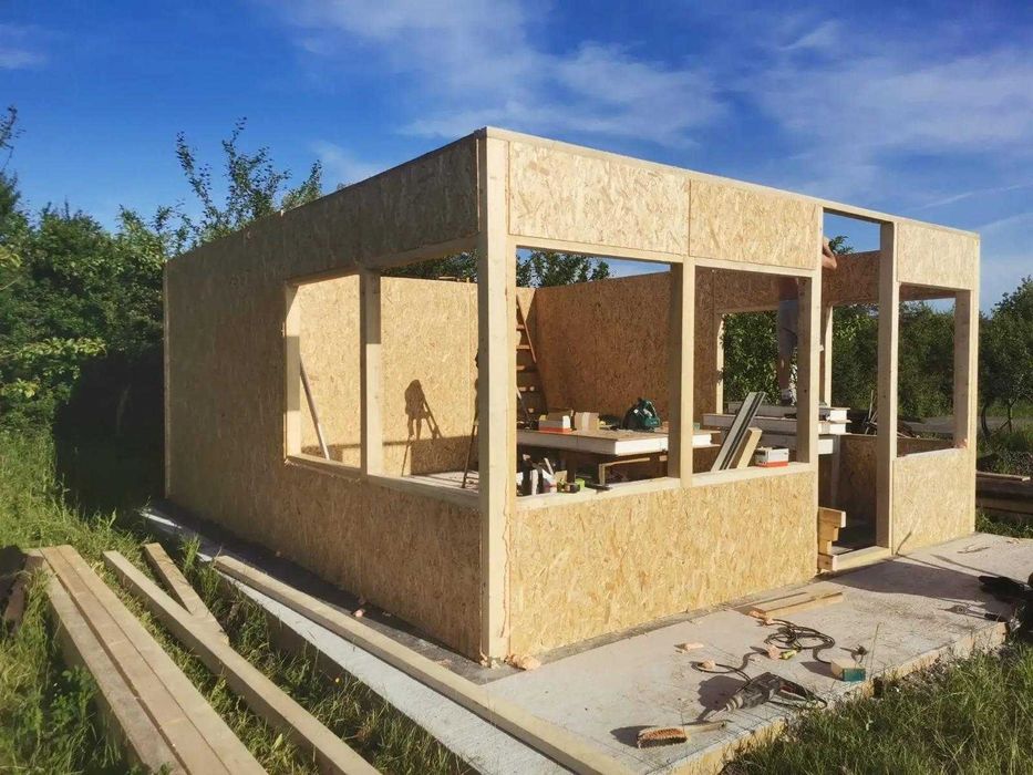 Case pe structura metalica