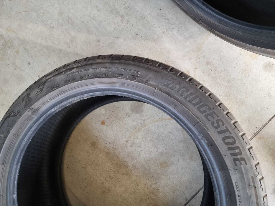 4 Anvelope VARA 245.45.19 "Bridgestone" [dot 2021] ; stare buna