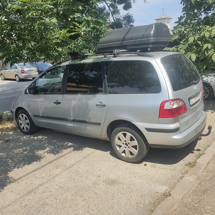 Vand Ford Galaxy 1.9 TDI, 116 CP, an 2005, 7 locuri,