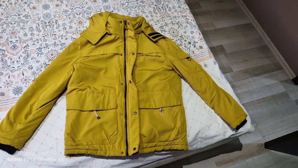 Зимно яки цвят горчица