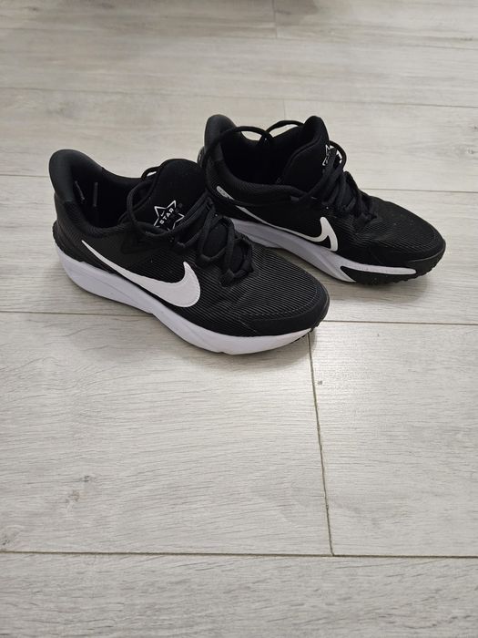 Adidași băieți,Nike ,37.5