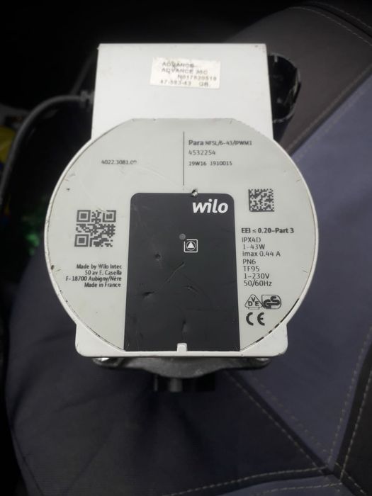 Vindem pompe WILO Ariston originale.