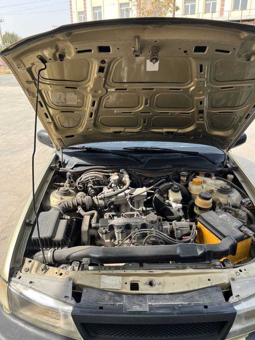 Nexia 1 sons sotiladi