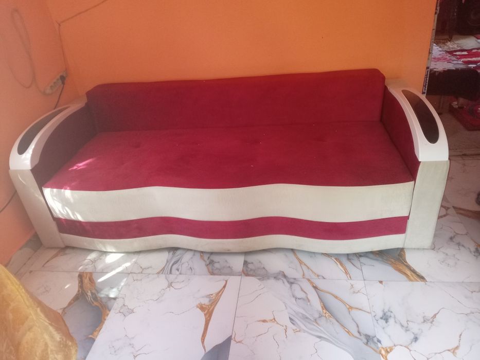 Canapea de vanzare