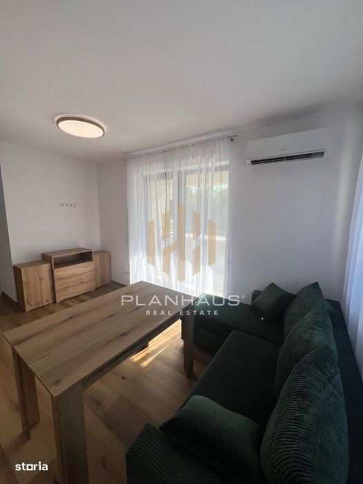 Prima închiriere-2 camere Centrul vechi,loc de parcare inclus