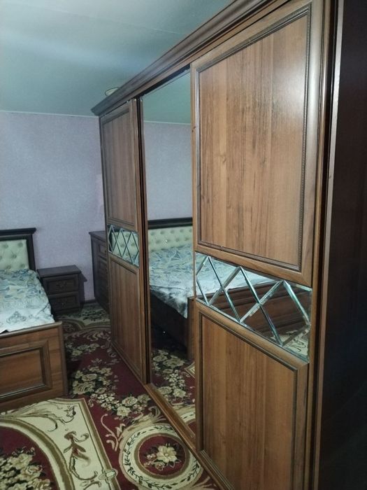 Spalni mebel sotiladi