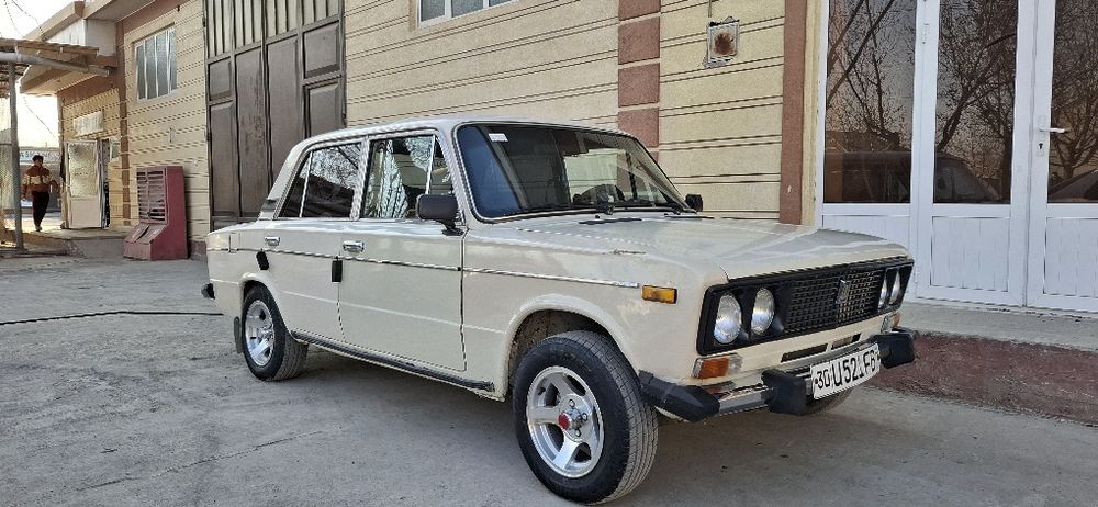 Jiguli Vaz 2106 rangi oq